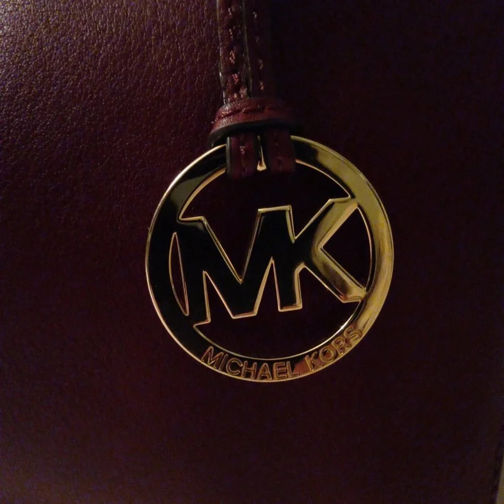 Michael Kors Astrid Claret Large Leather Satchel - Picture 4 of 15